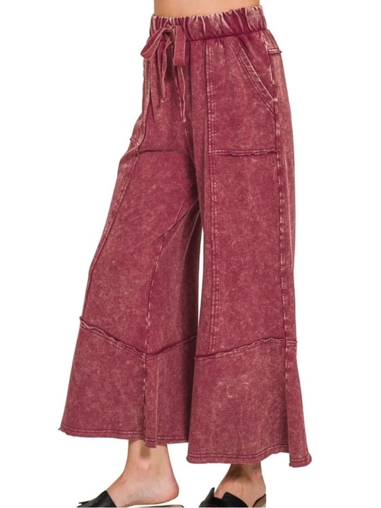 Zenana Outfitters Pants - EUC🤎Zenana French Terry Wide Leg Flare Pant Small Cabernet